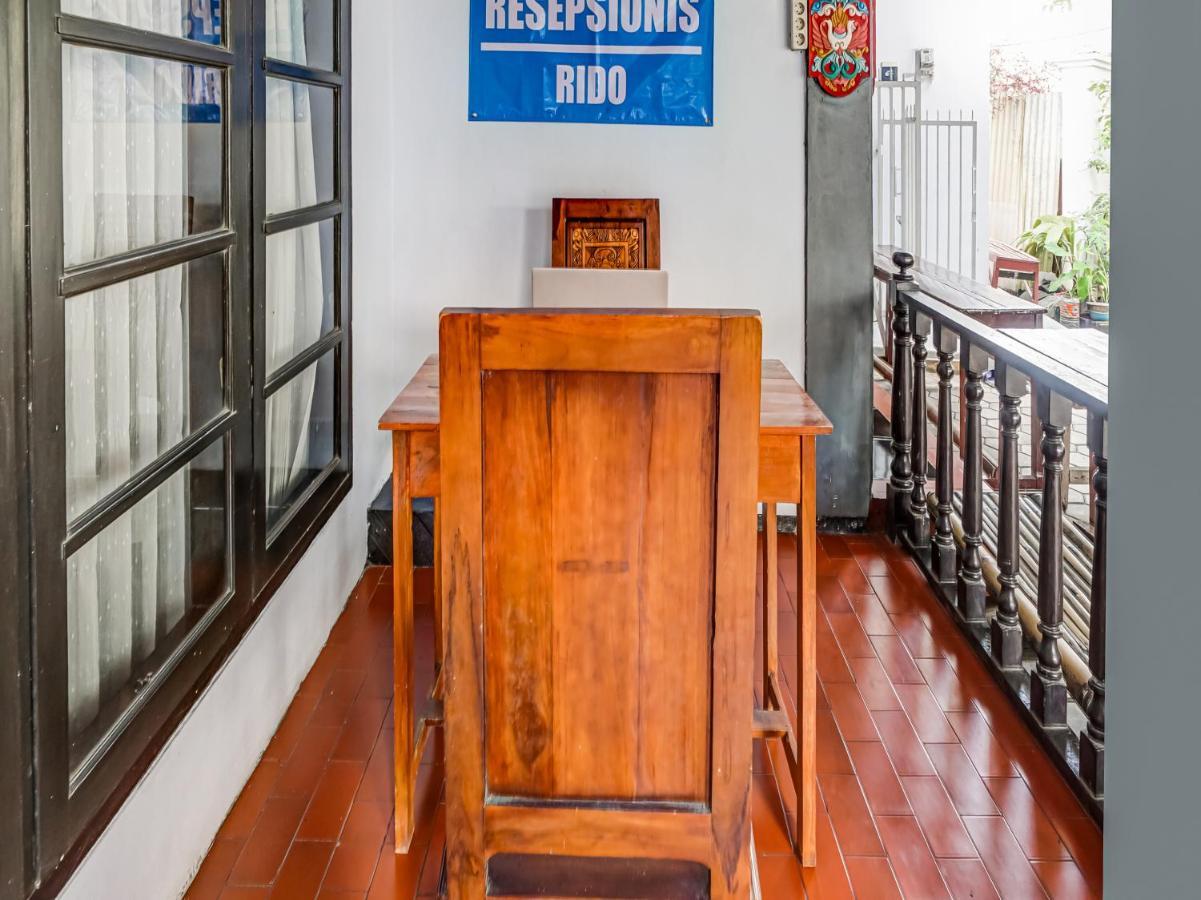SPOT ON 90797 Sukun Syariah Homestay Malang Luaran gambar